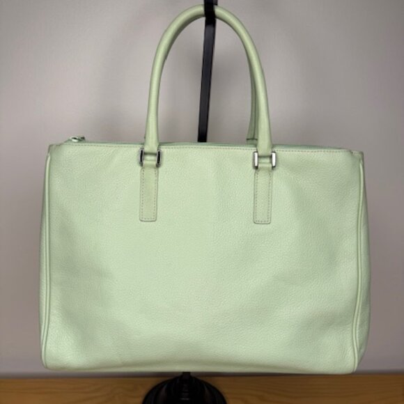Levenger Handbags - Levenger Pastel Green Pebble Leather Luxury Shoulder Handbag Purse
